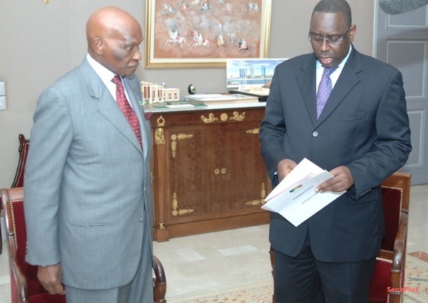 Vidéo – Quand Macky Sall listait tout ce que Wade a fait pour lui – Regardez ! Vidéo – Quand Macky Sall listait tout ce que Wade a fait pour lui – Regardez !