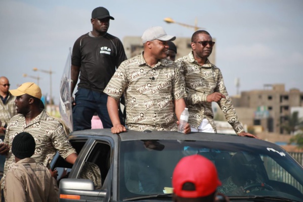 Grand Yoff: pluie de pierres sur Youssou Ndour et Mame Mbaye Niang