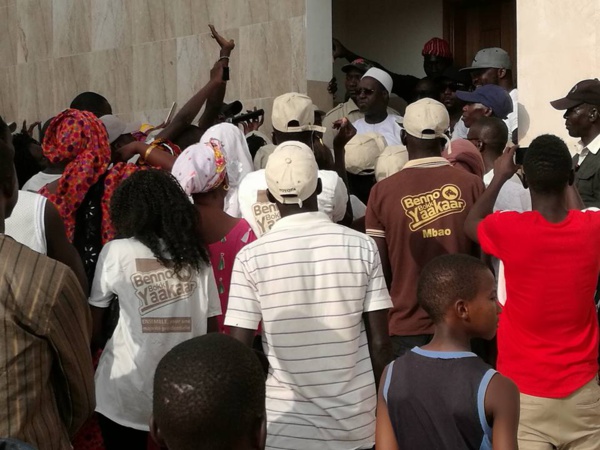 5éme JOUR DE CAMPAGNE ÉLECTORALE À MBAO CE VENDREDI 14 JUILLET : VISITE DE PROXIMITÉ CHEZ EUMEU SÉNE. 5éme JOUR DE CAMPAGNE ÉLECTORALE À MBAO CE VENDREDI 14 JUILLET : VISITE DE PROXIMITÉ CHEZ EUMEU SÉNE.