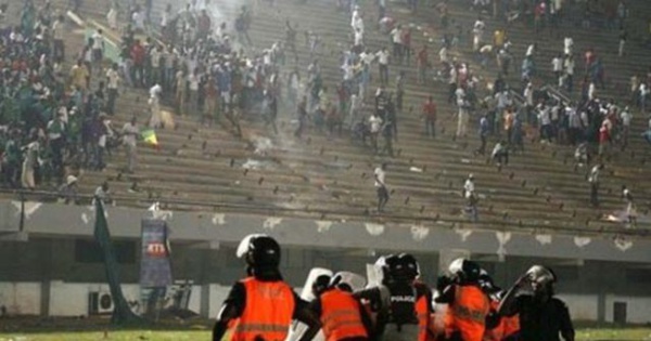 Drame au stade Demba Diop: les précisions de la police Drame au stade Demba Diop: les précisions de la police