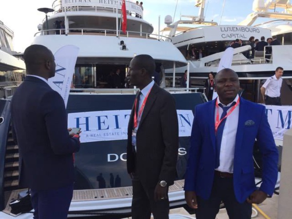 ONCLE SAM ENTERRÉ CE DIMANCHE DANS SON VILLAGE NATAL… ONCLE SAM ENTERRÉ CE DIMANCHE DANS SON VILLAGE NATAL…