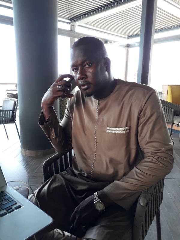 Mbaye   Ka, responsable politique de l'APR à Kebemer: " Wade, qui nage dans l'excès, refuse jusqu'ici sa déchéance (...) L'ancien Président veut rendre le pays ingouvernable, mais (...)"