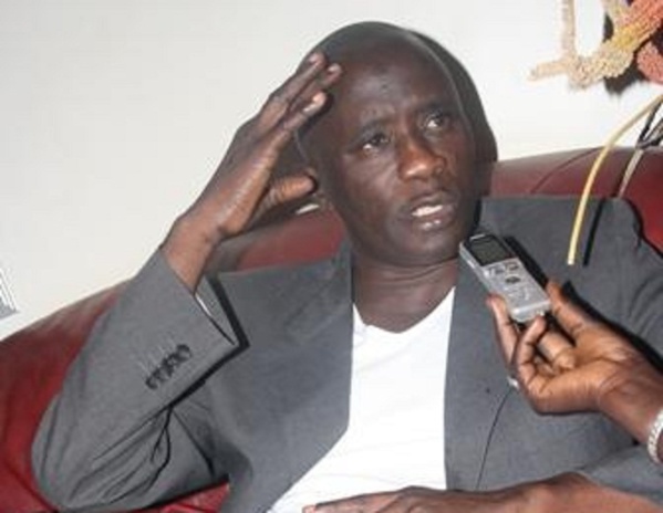 Arrestation du journaliste, Mame Birame Wathie- Mohamed Samb implore la clémence auprès du ministre de l'Intérieur Arrestation du journaliste, Mame Birame Wathie- Mohamed Samb implore la clémence auprès du ministre de l'Intérieur