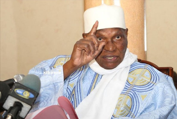 Abdoulaye Wade après son vote, a »honte » et avertit… Abdoulaye Wade après son vote, a »honte » et avertit…
