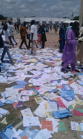 TOUBA : 96 BUREAUX DE VOTE SACCAGÉS AU CENTRE ABDOUL LAHAT TOUBA : 96 BUREAUX DE VOTE SACCAGÉS AU CENTRE ABDOUL LAHAT