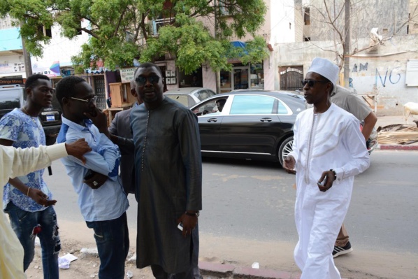 Condoléances – Cheikh Amar chez le Directeur de publication de Dakarposte