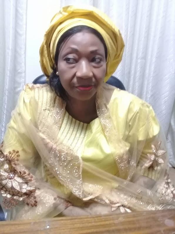 Législatives à Tivaouane Diacksao : Grosse colère des femmes « cuisinières » payées 5000 fcfa en 21 jours de campagne Législatives à Tivaouane Diacksao : Grosse colère des femmes « cuisinières » payées 5000 fcfa en 21 jours de campagne