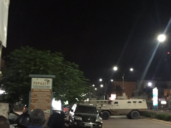 Burkina Faso : "attaque terroriste" meurtrière dans un restaurant de Ouagadougou Burkina Faso : "attaque terroriste" meurtrière dans un restaurant de Ouagadougou