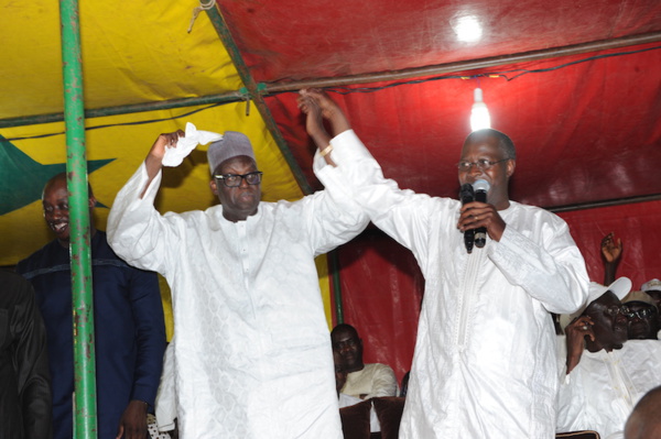 Macky Sall sur le verdict du Conseil constitutionnel: « Félicitations à notre tête de liste, le Premier ministre Mahammed Boun Abdallah Dionne...» Macky Sall sur le verdict du Conseil constitutionnel: « Félicitations à notre tête de liste, le Premier ministre Mahammed Boun Abdallah Dionne...»