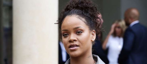Rihanna évacuée d’urgence pendant un concert: ses fans l’ont mise en danger en envahissant les backstages