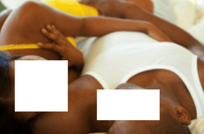 Surprise en plein ébats sexuels dans le lit de ses parents Surprise en plein ébats sexuels dans le lit de ses parents