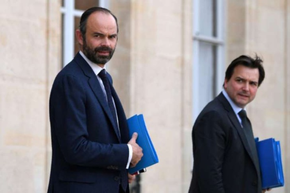 Non, Edouard Philippe, on ne peut pas dire que 75% des contrats aidés n'aboutissent à rien