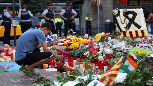Une victime des attentats de Catalogne décède de ses blessures