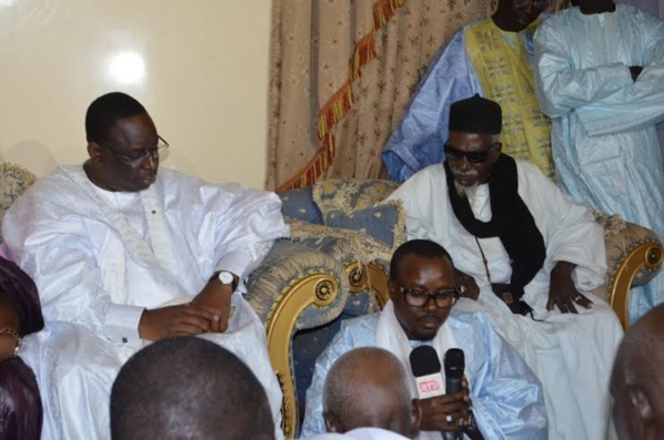 Visite surprise du Président Macky Sall au Khalife général des mourides