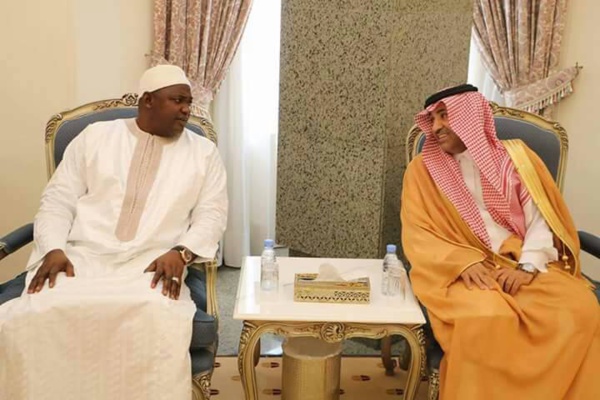 Le Président Barrow en pèlerinage à la Mecque Le Président Barrow en pèlerinage à la Mecque