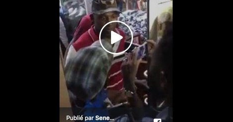 Assane Diouf, une vraie star à Dakar Assane Diouf, une vraie star à Dakar