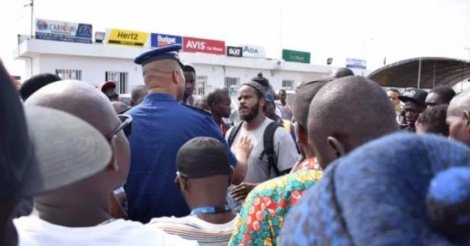 Expulsion Kémi Séba : Thiaat relâché Expulsion Kémi Séba : Thiaat relâché