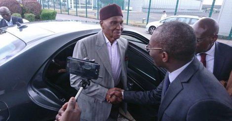 Treizième législature: la présidence de la séance inaugurale revient à Abdoulaye Wade Treizième législature: la présidence de la séance inaugurale revient à Abdoulaye Wade
