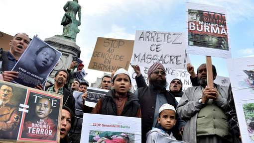 Un millier de manifestants rassemblés contre les violences en Birmanie