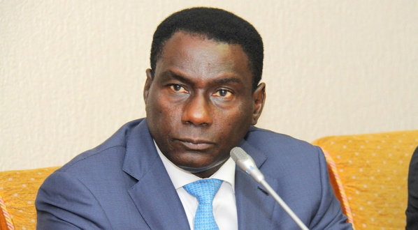 Cheikh Kanté quitte le Port : comment Macky s’est débarrassé d’une « plaie ». Cheikh Kanté quitte le Port : comment Macky s’est débarrassé d’une « plaie ».