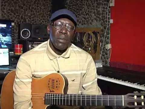 L'hommage touchant de Jimmy Mbaye à Youssou Ndour L'hommage touchant de Jimmy Mbaye à Youssou Ndour