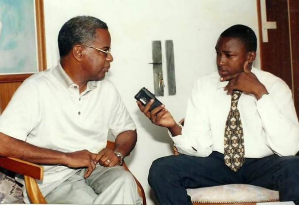 Dr Cheikh Diallo jeune reporter au quotidien Le Soleil lors d'une ira avec feu Djibo Ka Dr Cheikh Diallo jeune reporter au quotidien Le Soleil lors d'une ira avec feu Djibo Ka
