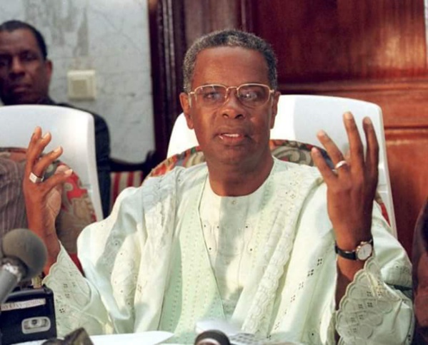 Le touchant témoignage de Babacar Gaye sur feu Djibo Ka Le touchant témoignage de Babacar Gaye sur feu Djibo Ka