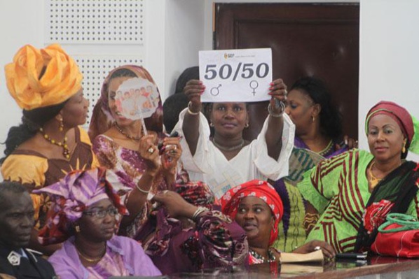 L’Assemblée menacé par la parité L’Assemblée menacé par la parité