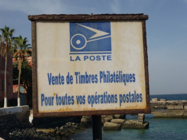 Le Sénégal privatise La Poste et la Sonacos