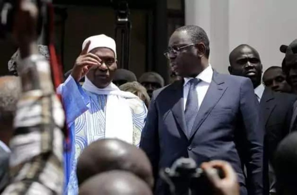 Me Wade: " Macky bluff en lançant un appel au dialogue"...Le "Pape du Sopi" attendu chez feu Djibo Ka...