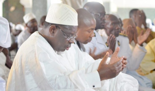 Kaolack – Macky injecte un milliard Fcfa pour la Mosquée Kaolack – Macky injecte un milliard Fcfa pour la Mosquée