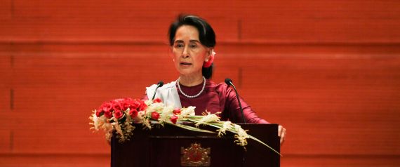 Aung San Suu Kyi s'est dite "désolée" et prête à organiser le retour des Rohingyas