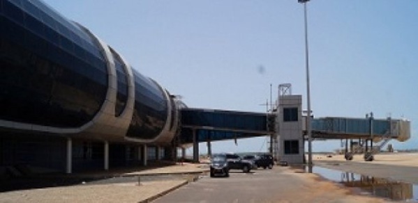 AIBD : Macky veut «son» aéroport le 7 décembre AIBD : Macky veut «son» aéroport le 7 décembre