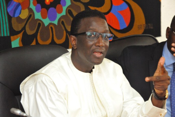 Amadou Bâ prend les manettes aux Impôts et Domaines