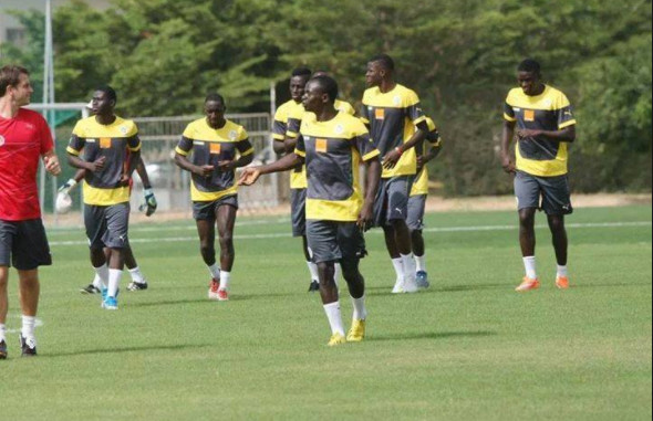 Une femme agressée sur la Vdn….Une star du football Sénégalais dans de sales draps ! Une femme agressée sur la Vdn….Une star du football Sénégalais dans de sales draps !