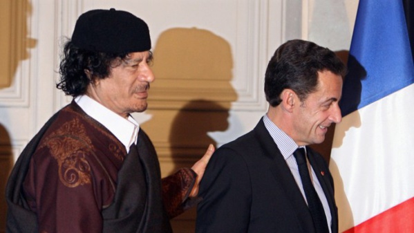 Mort de Khadafi : Y en a marre & Cie portent trainent Sarkozy devant la Cpi
