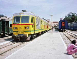 Thiès : Les cheminots Dakar-Bamako en colère assiègent la direction Thiès : Les cheminots Dakar-Bamako en colère assiègent la direction