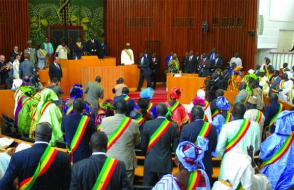 Assemblée nationale – L’opposition prépare l’affrontement Assemblée nationale – L’opposition prépare l’affrontement