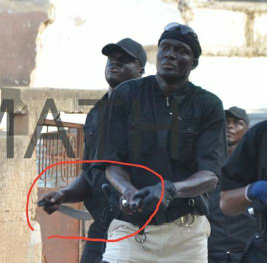 Un garde du corps d’Oumar Gueye arrêté par la Police