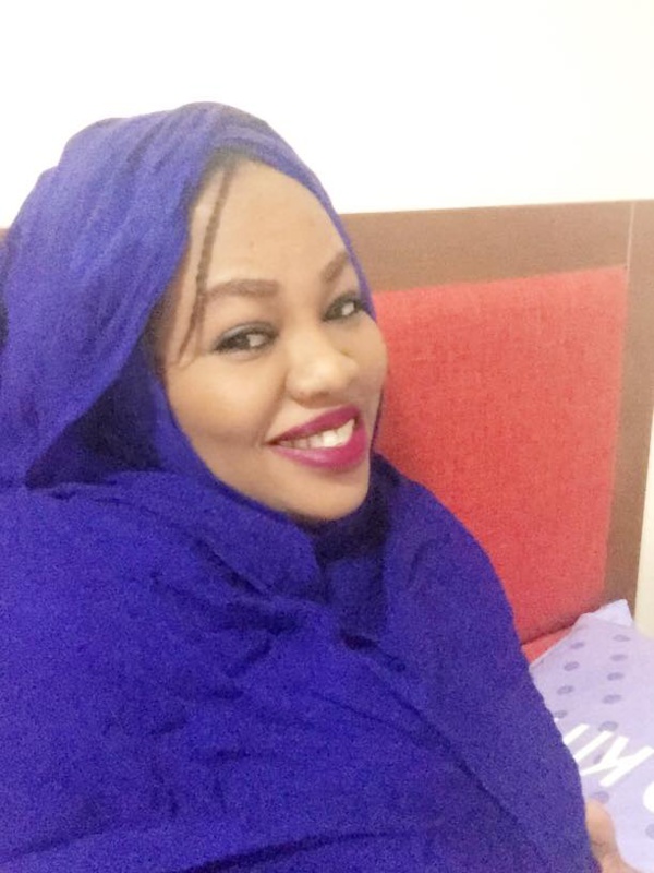 Première Dame à la bibliothèque Première Dame à la bibliothèque