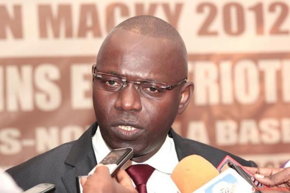 Le Mac/Authentique flaire un deal entre Macky et Wade