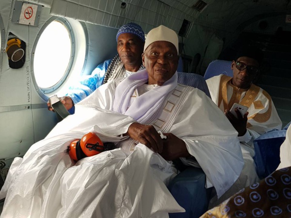( 08 Photos ) Visite à Touba : Macky affrète un hélico pour Wade: c’est Abdoulaye Wade, lui-même, qui en a fait la …