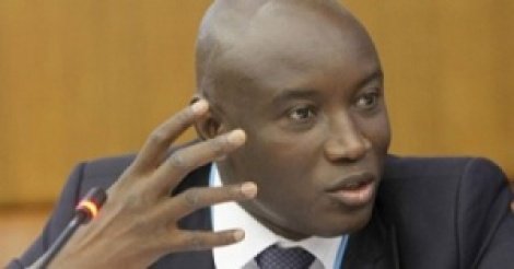 Les cartes biométriques n’ont pas coûté 50 milliards Les cartes biométriques n’ont pas coûté 50 milliards