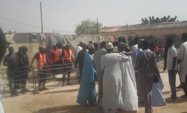 Kaolack : Le khalife général, El Hadj Ibrahima Niass inhumé à Léona Niassène Kaolack : Le khalife général, El Hadj Ibrahima Niass inhumé à Léona Niassène