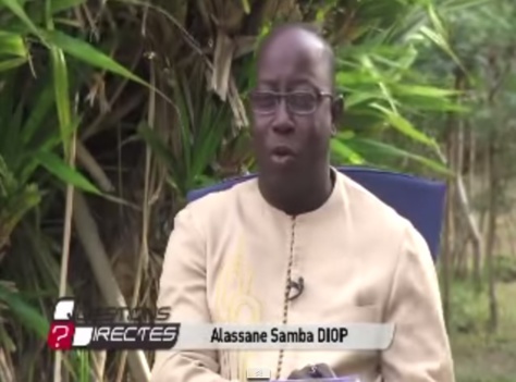 Alassane Samba Diop sur la vente des migrants: « les arabes n’ont jamais respecté les noirs. Ils sont trop racistes » Alassane Samba Diop sur la vente des migrants: « les arabes n’ont jamais respecté les noirs. Ils sont trop racistes »