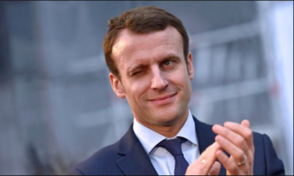 Fadel Barro s’en prend à Macron avec virulence.