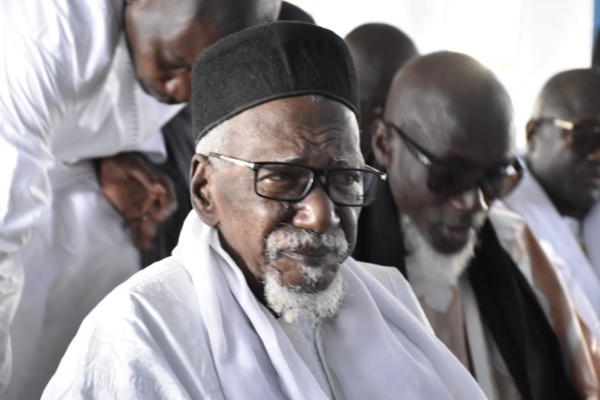 Cheikh Sidy parle : « Ce que les Mourides doivent aller chercher à Tivaouane… » Cheikh Sidy parle : « Ce que les Mourides doivent aller chercher à Tivaouane… »