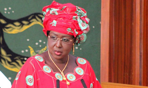 Maimouna Ndoye Seck ignore Me Wade: «l'Aibd était un projet de Diouf, réalisé par...... » Maimouna Ndoye Seck ignore Me Wade: «l'Aibd était un projet de Diouf, réalisé par...... »