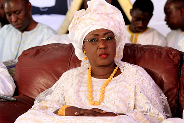 Projet AIBD: « Maimouna Ndoye Seck a raconté des histoires, c'est l'oeuvre de Me Wade » Projet AIBD: « Maimouna Ndoye Seck a raconté des histoires, c'est l'oeuvre de Me Wade »