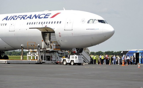 Air France menace de ne pas atterrir à l'AIBD... Ces couacs  que les autorités cachent...